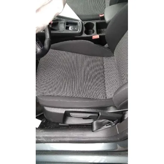 SEAT LEON ST (5F8) '2017 REFERENCE ADVANCED GRIS