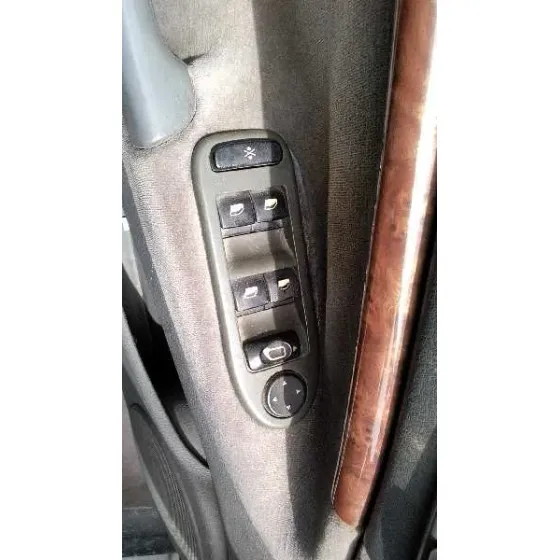 CITROEN C5 BERLINA '2001 2.2 HDI VIVACE GRIS PLATA