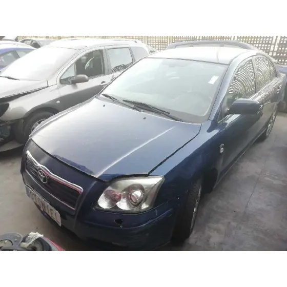 TOYOTA AVENSIS BERLINA (T25) '2004 2.0 D-CAT AZUL