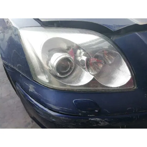 TOYOTA AVENSIS BERLINA (T25) '2004 2.0 D-CAT AZUL