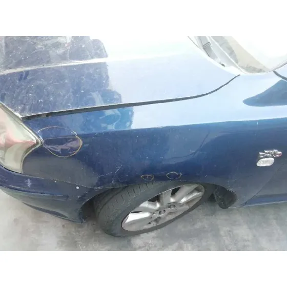 TOYOTA AVENSIS BERLINA (T25) '2004 2.0 D-CAT AZUL
