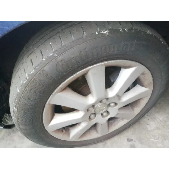 TOYOTA AVENSIS BERLINA (T25) '2004 2.0 D-CAT AZUL