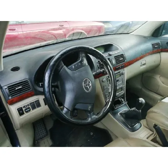 TOYOTA AVENSIS BERLINA (T25) '2004 2.0 D-CAT AZUL