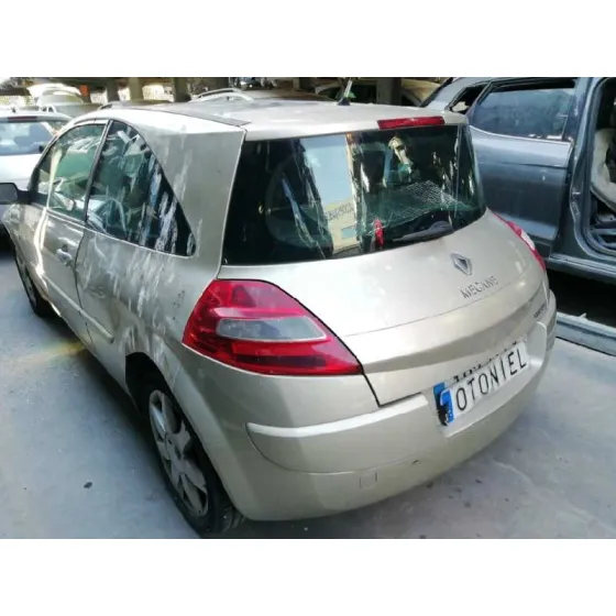 RENAULT MEGANE II BERLINA 3P '2006 1.5 DCI DIESEL CAT GRIS