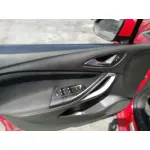 OPEL ASTRA K LIM. 5TÜRIG OPEL ASTRA K LIM. 5TÜRIG '2019 DYNAMIC ROJO 2015