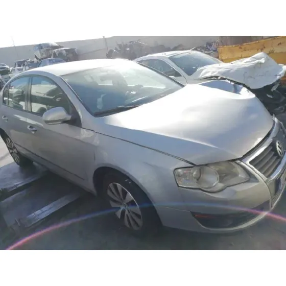 VOLKSWAGEN PASSAT BERLINA (3C2) '2009 ADVANCE PLUS PLATA
