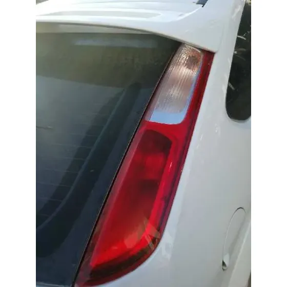 FORD FOCUS BERLINA (CAP) '2007 SPORT BLANCO
