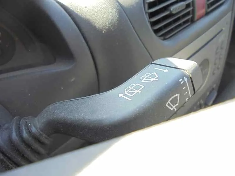 OPEL CORSA C '2003 CORSAVAN PLATA