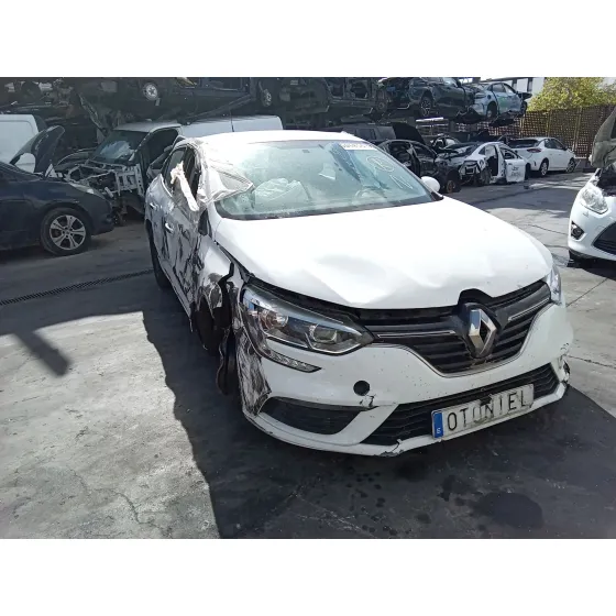 Renault MEGANE IV HATCHBACK (B9A/M/N_) 2015
