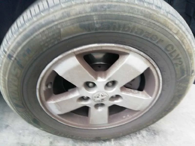 PEUGEOT 4007 '2008 BUSINESS LINE GRIS PLATA