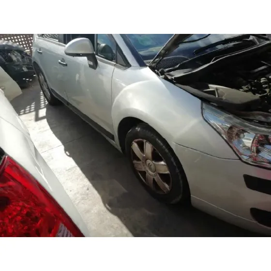 CITROEN C4 BERLINA '2007 COLLECTION PLATA