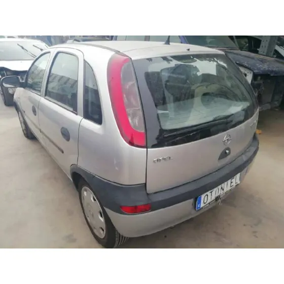 OPEL CORSA C '2001 CLUB GRIS PLATA