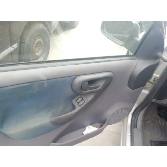 OPEL CORSA C '2001 CLUB GRIS PLATA
