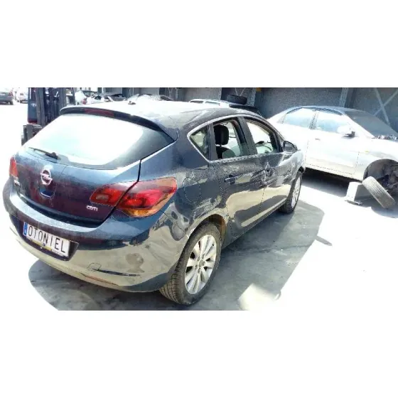 OPEL ASTRA J LIM. '2011 COSMO AZUL