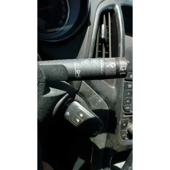 OPEL ASTRA J LIM. '2011 COSMO AZUL