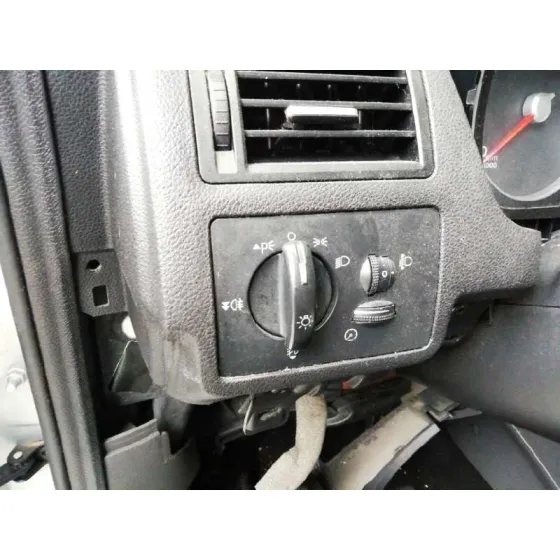 FORD FOCUS C-MAX (CAP) '2004 GHIA (D) GRIS