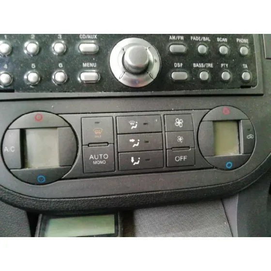 FORD FOCUS C-MAX (CAP) '2004 GHIA (D) GRIS