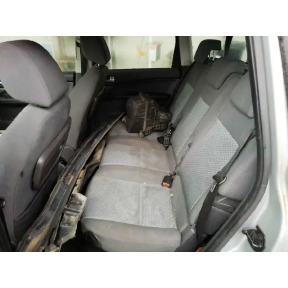 FORD FOCUS C-MAX (CAP) '2004 GHIA (D) GRIS