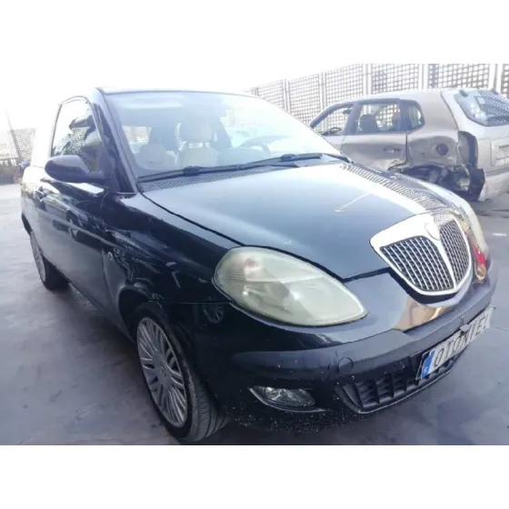 LANCIA YPSILON (101) '2005 1.4 CAT NEGRO