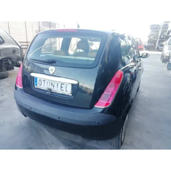 LANCIA YPSILON (101) '2005 1.4 CAT NEGRO