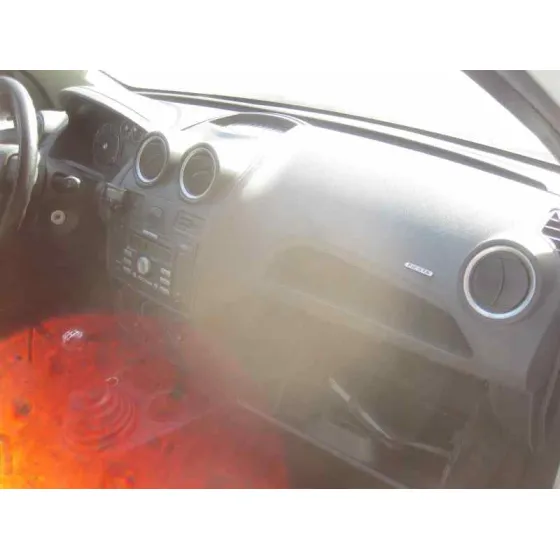FORD FIESTA (CBK) '2007 AMBIENTE BLANCO