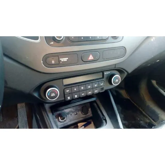 KIA CARENS ( ) '2017 1.7 CRDI CAT BLANCO