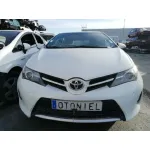 TOYOTA AURIS TOYOTA AURIS '2013 1.4 TURBODIESEL CAT BLANCO 2012