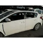 TOYOTA AURIS TOYOTA AURIS '2013 1.4 TURBODIESEL CAT BLANCO 2012