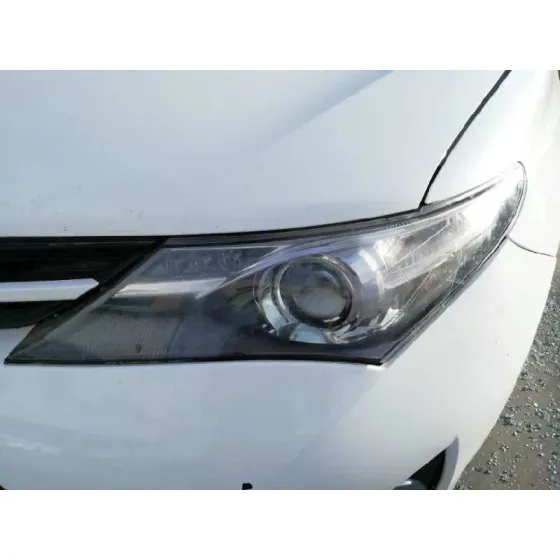 TOYOTA AURIS '2013 1.4 TURBODIESEL CAT BLANCO
