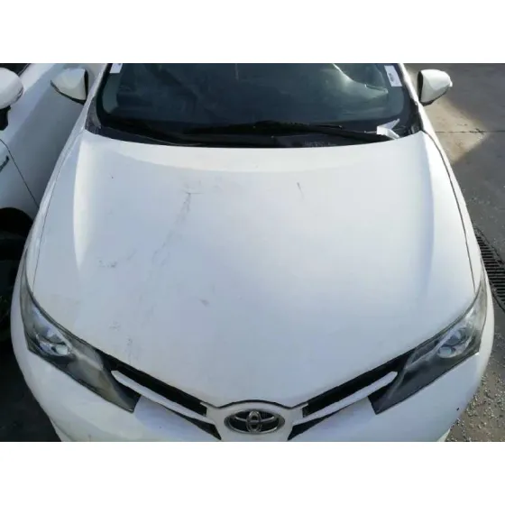 TOYOTA AURIS '2013 1.4 TURBODIESEL CAT BLANCO