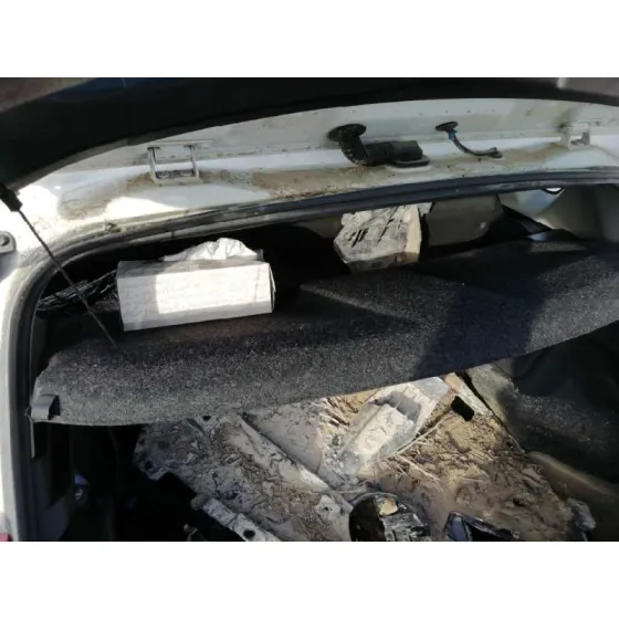 TOYOTA AURIS '2013 1.4 TURBODIESEL CAT BLANCO