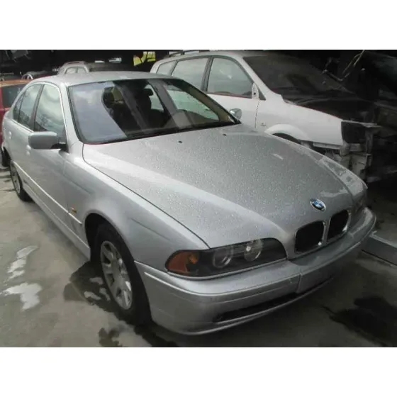 BMW SERIE 5 BERLINA (E39) '2001 520I GRIS