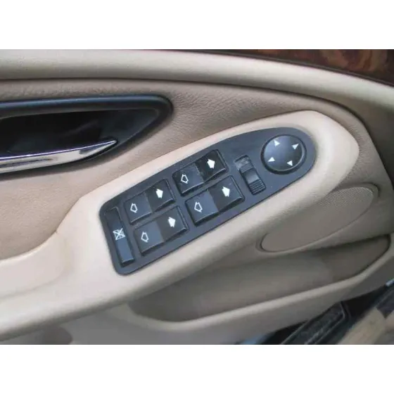 BMW SERIE 5 BERLINA (E39) '2001 520I GRIS