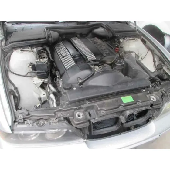 BMW SERIE 5 BERLINA (E39) '2001 520I GRIS