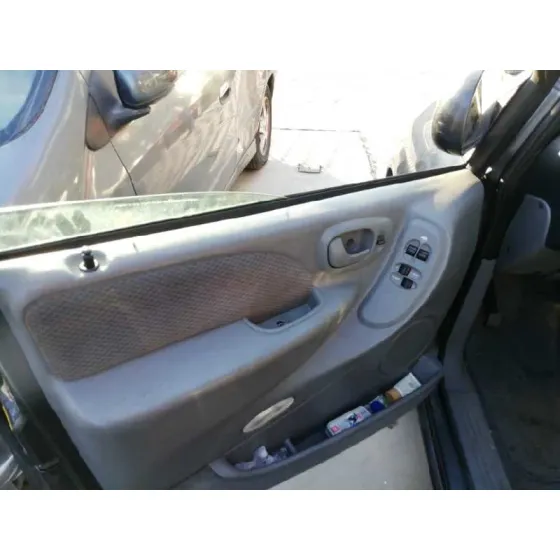 CHRYSLER VOYAGER (RG) '2005 2.8 CRD CAT GRIS ANTRACITA