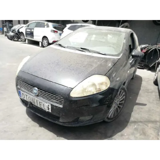 FIAT GRANDE PUNTO (199) '2007 1.4 16V ACTIVE (01.2007->) NEGRO