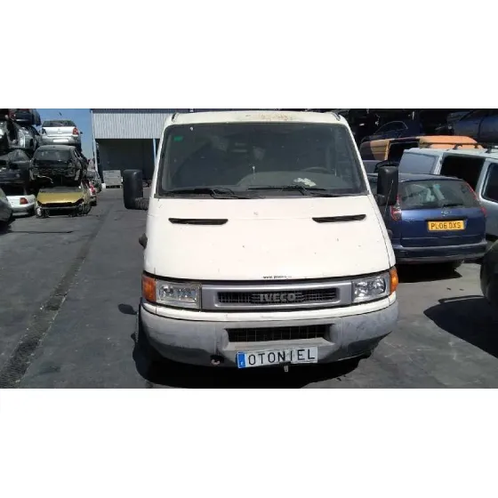 IVECO DAILY CAJA CERRADA (1999 =>) '2000 * BLANCO