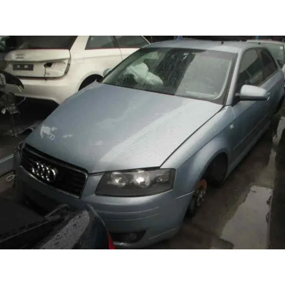 AUDI A3 (8P) '2004 1.9 TDI AMBIENTE AZUL CLARO