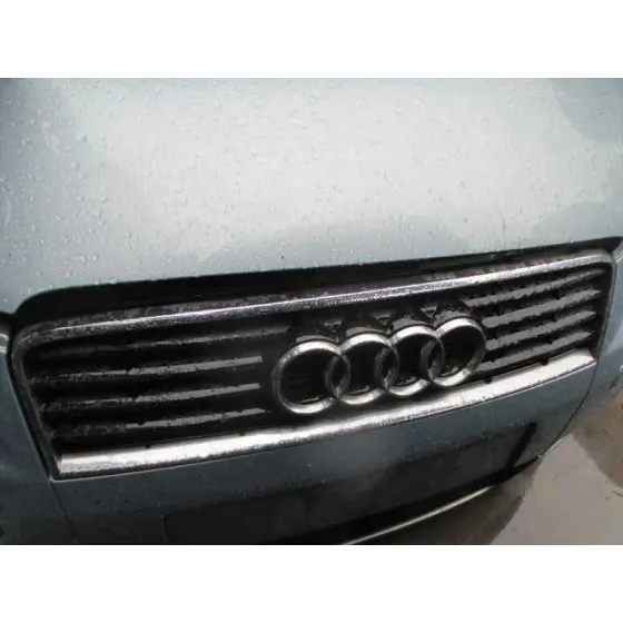AUDI A3 (8P) '2004 1.9 TDI AMBIENTE AZUL CLARO