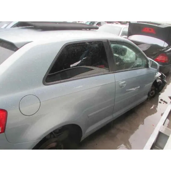 AUDI A3 (8P) '2004 1.9 TDI AMBIENTE AZUL CLARO
