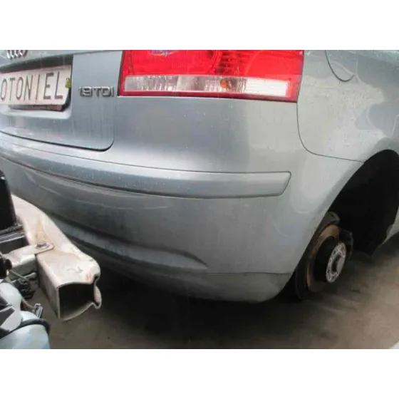 AUDI A3 (8P) '2004 1.9 TDI AMBIENTE AZUL CLARO