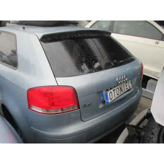 AUDI A3 (8P) '2004 1.9 TDI AMBIENTE AZUL CLARO