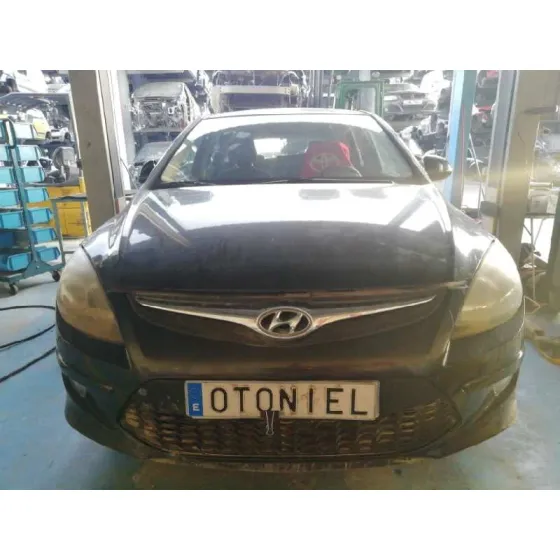 HYUNDAI I30 '2011 CLASSIC GL NEGRO