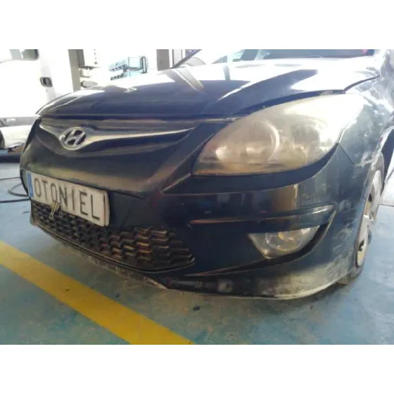 HYUNDAI I30 '2011 CLASSIC GL NEGRO