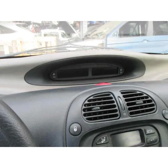 CITROEN XSARA PICASSO '2000 2.0 HDI EXCLUSIVE BLANCO