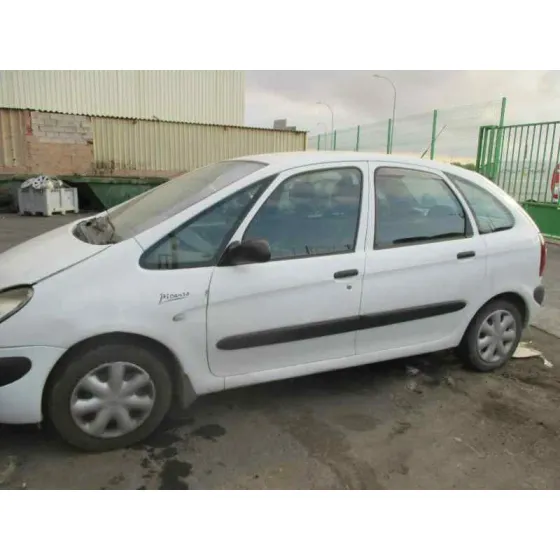 CITROEN XSARA PICASSO '2000 2.0 HDI EXCLUSIVE BLANCO