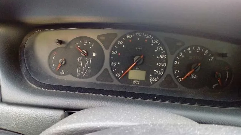CITROEN C5 BERLINA '2001 2.0 16V CAT (RFN / EW10J4) PLATA