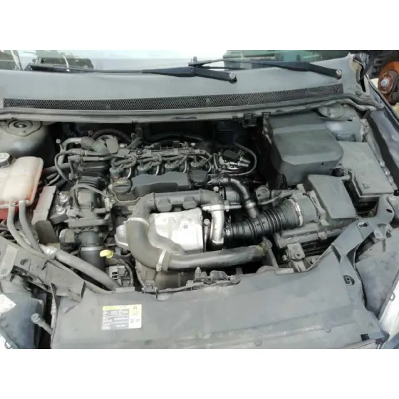 FORD FOCUS BERLINA (CAP) '2007 AMBIENTE (D) GRIS