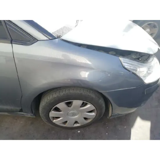 CITROEN C4 BERLINA '2006 COLLECTION GRIS