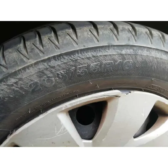 CITROEN C4 BERLINA '2006 COLLECTION GRIS